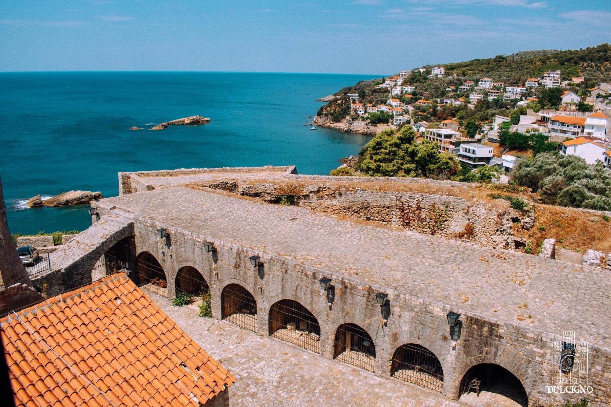 Apartments Lungo Mare Ulcinj Exterior photo