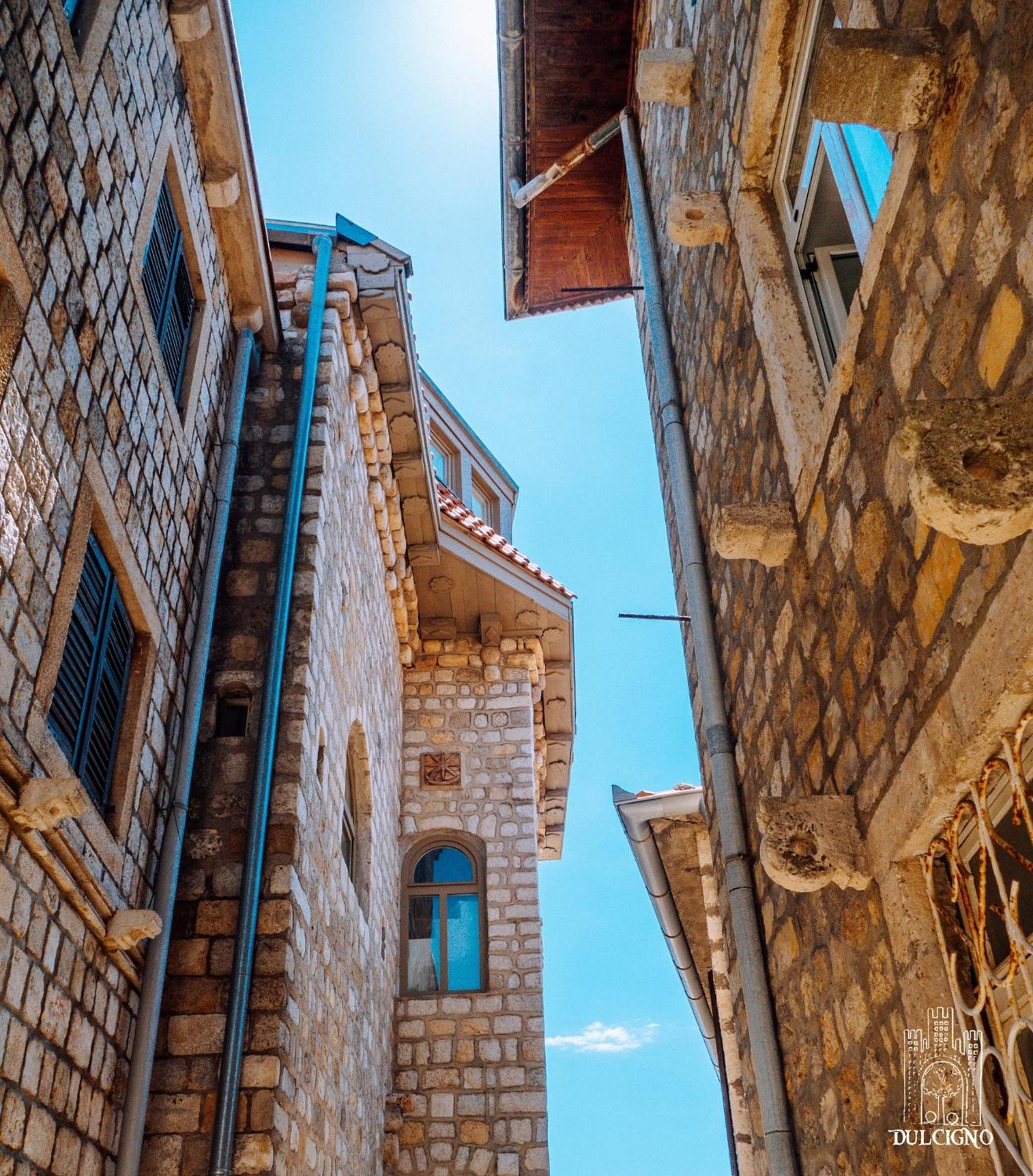 Apartments Lungo Mare Ulcinj Exterior photo